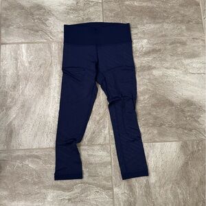 COPY - Lululemon navy sz 4 tights crop